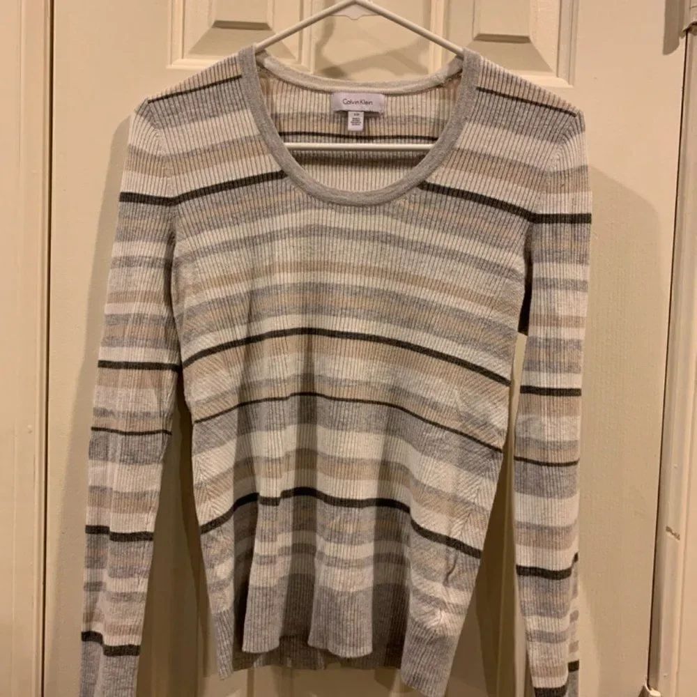 Calvin Klein Stripped Neutral Color Light Knit Sweater